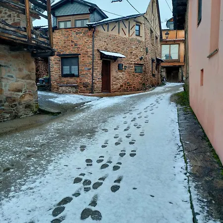 Casa De Turismo Rural Sardom2 Bembibre  Exterior photo